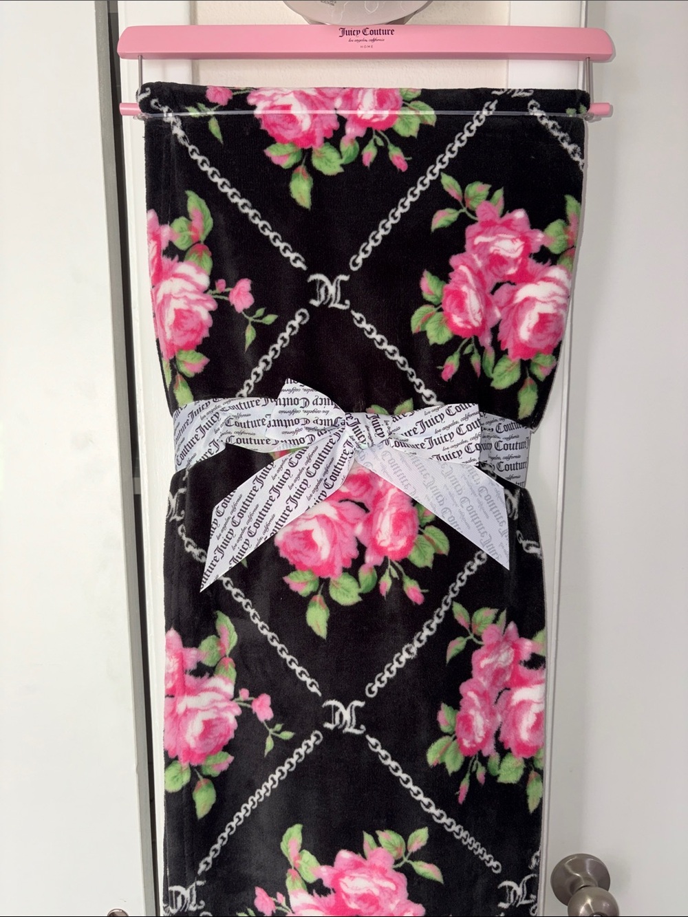 Juicy Couture Black Pink Floral Plush Blanket with Branded Bow 🌹🎀